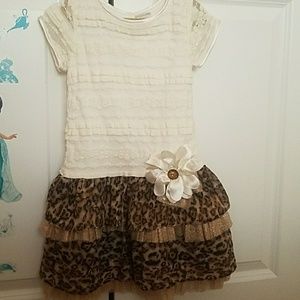 Girls dress